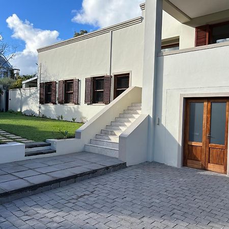 Residence Vive La Vie Franschhoek Bagian luar foto