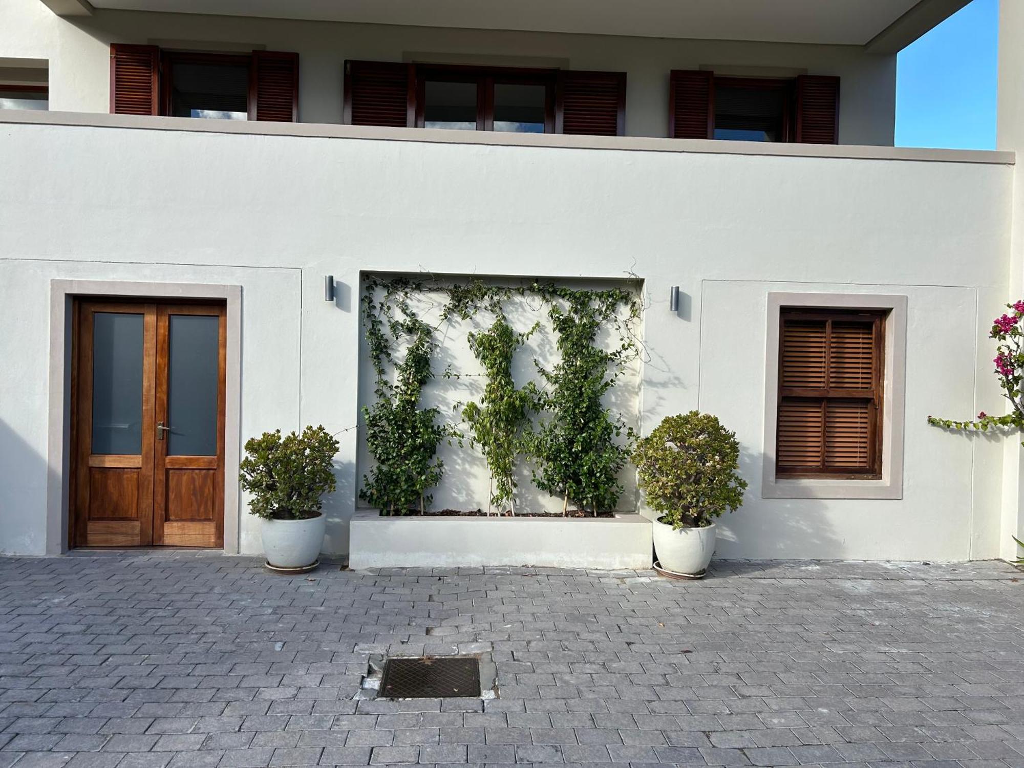 Residence Vive La Vie Franschhoek Bagian luar foto