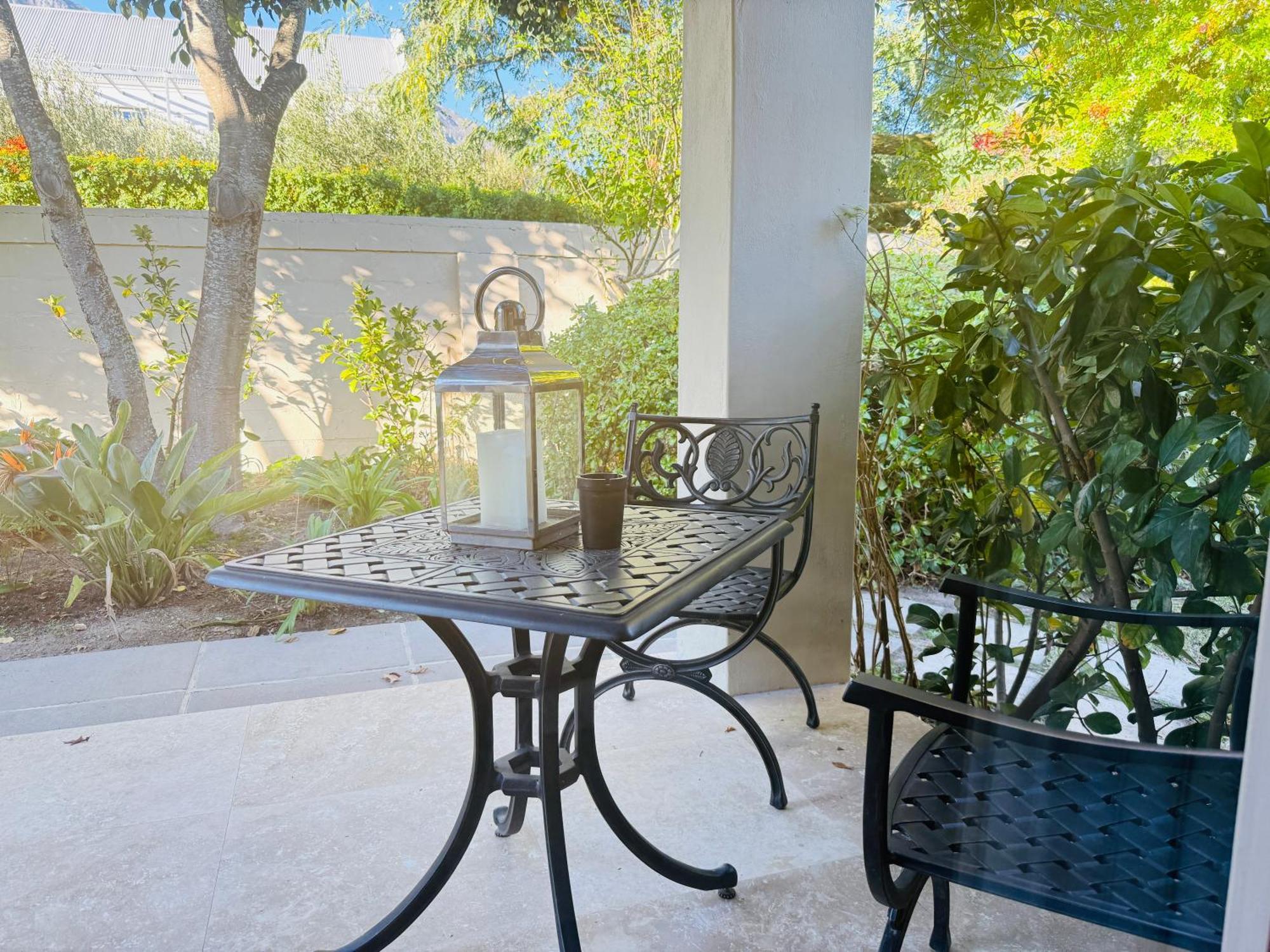 Residence Vive La Vie Franschhoek Bagian luar foto